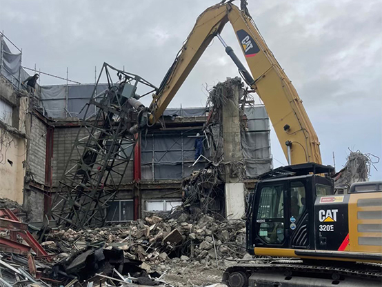 デパート解体 2